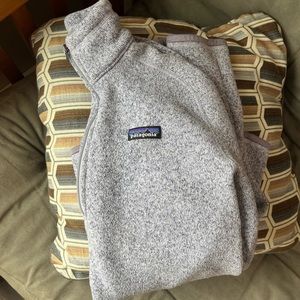 Purple Patagonia zip up sweater good condition